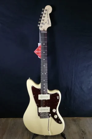 A Buon Prezzo Fender American Performer Jazzmater Vintage White