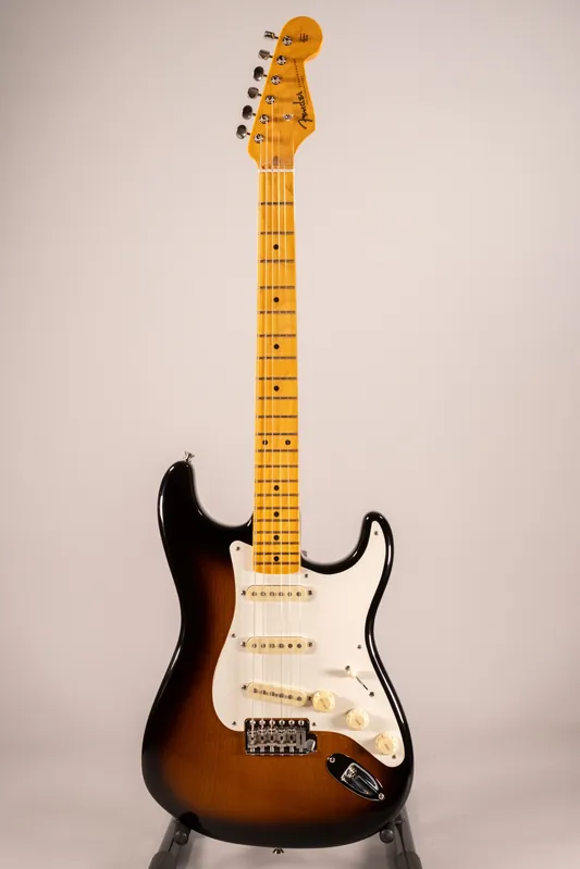 Consegna Rapida Fender Eric Johnson 1954 Virginia Stratocaster Stories Collection