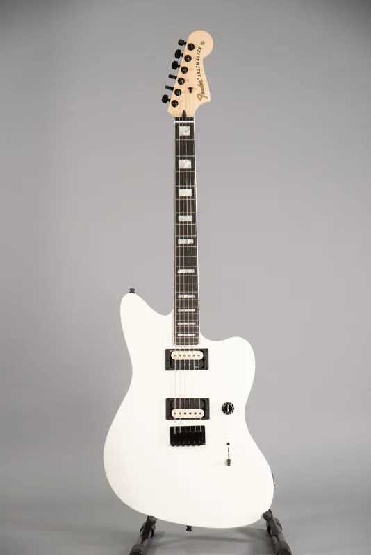 Bestseller Fender Jim Root Jazzmaster V4 Flat White