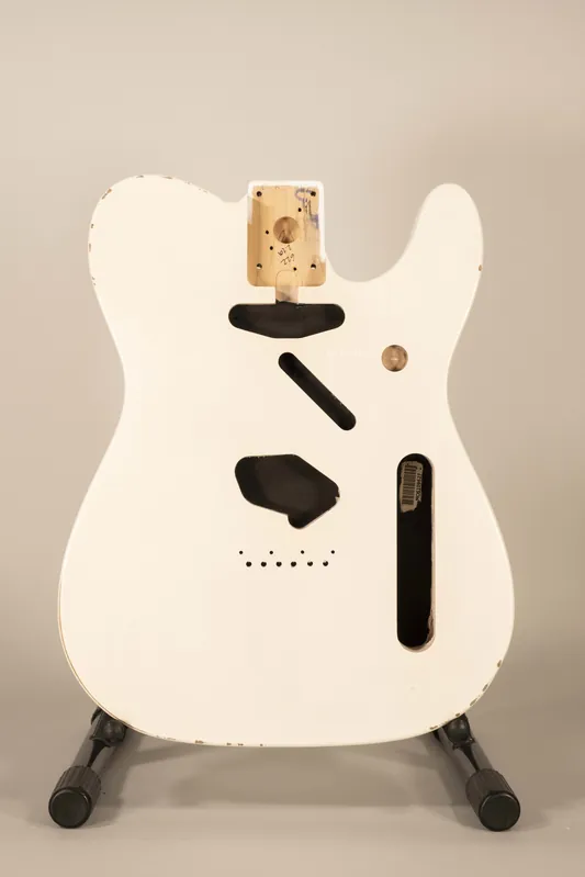 Compra Adesso Fender Corpo Road Worn 50's Telecaster SS in Ontano White Blonde